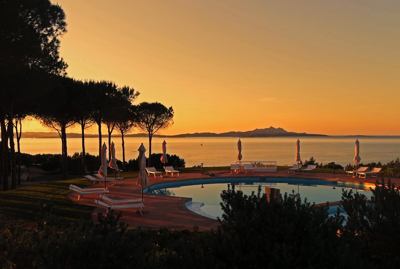 Hotel Porto Piccolo バージャ・サルディニア エクステリア 写真